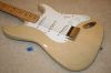 Filename=1995_Fender_Stratocaster_54_Custom_Shop_Blonde.JPG
Filesize=268KiB
Dimensions=1024x683
Date added=Apr 07, 2008 1995_Fender_Stratocaster_54_Custom_Shop_Blonde.JPG